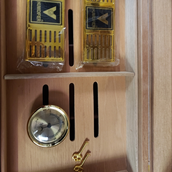 Humidor - Picture 6 of 6